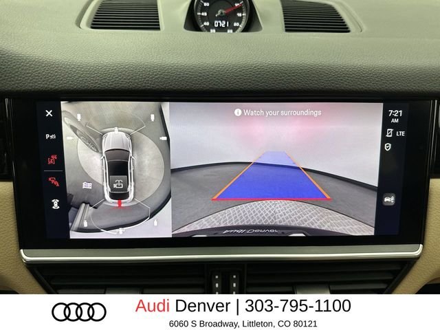 Used 2023  Porsche Base image 17