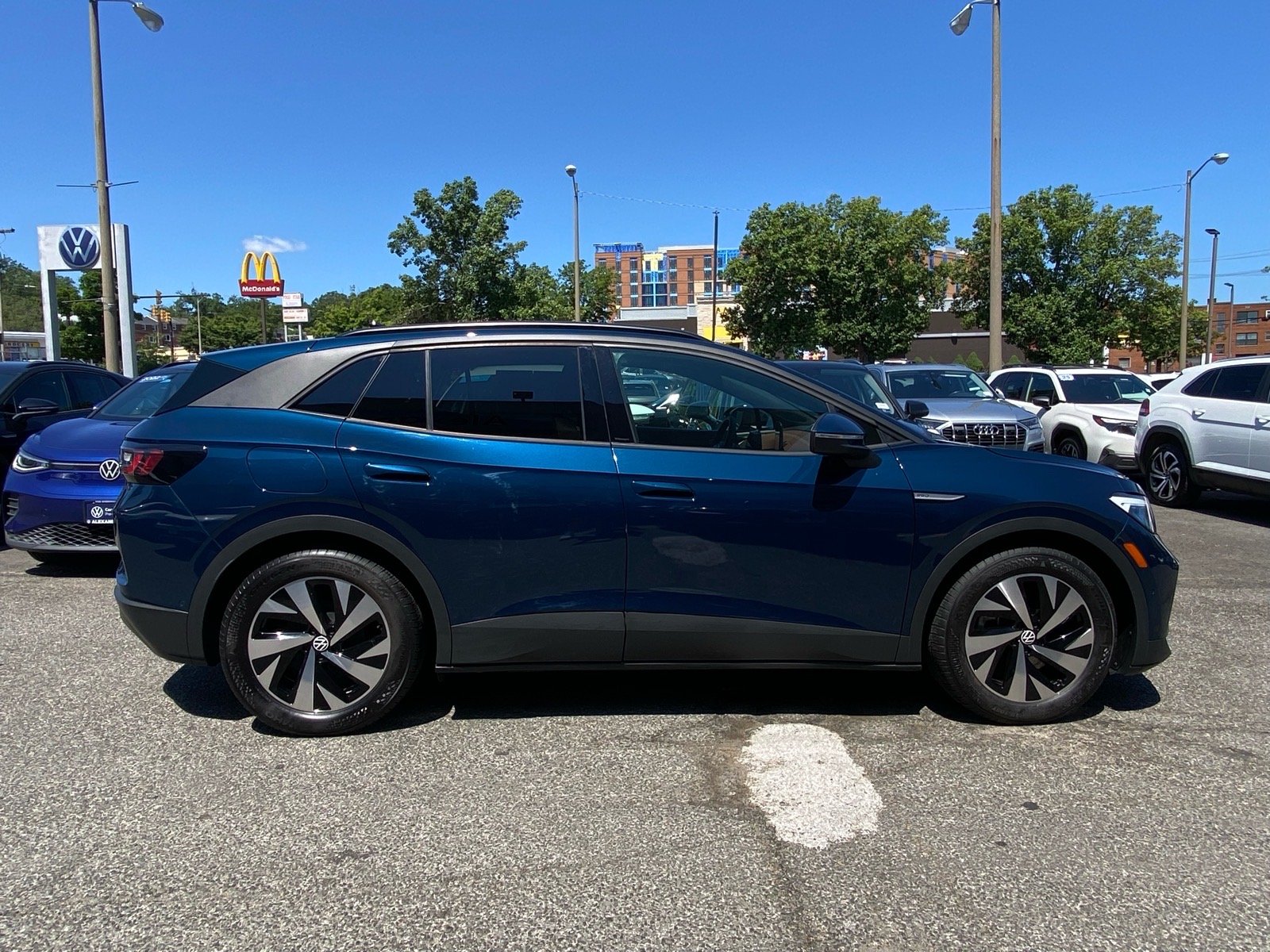 Certified 2023 Volkswagen ID.4 PRO with VIN 1V2CMPE85PC013942 for sale in Alexandria, VA