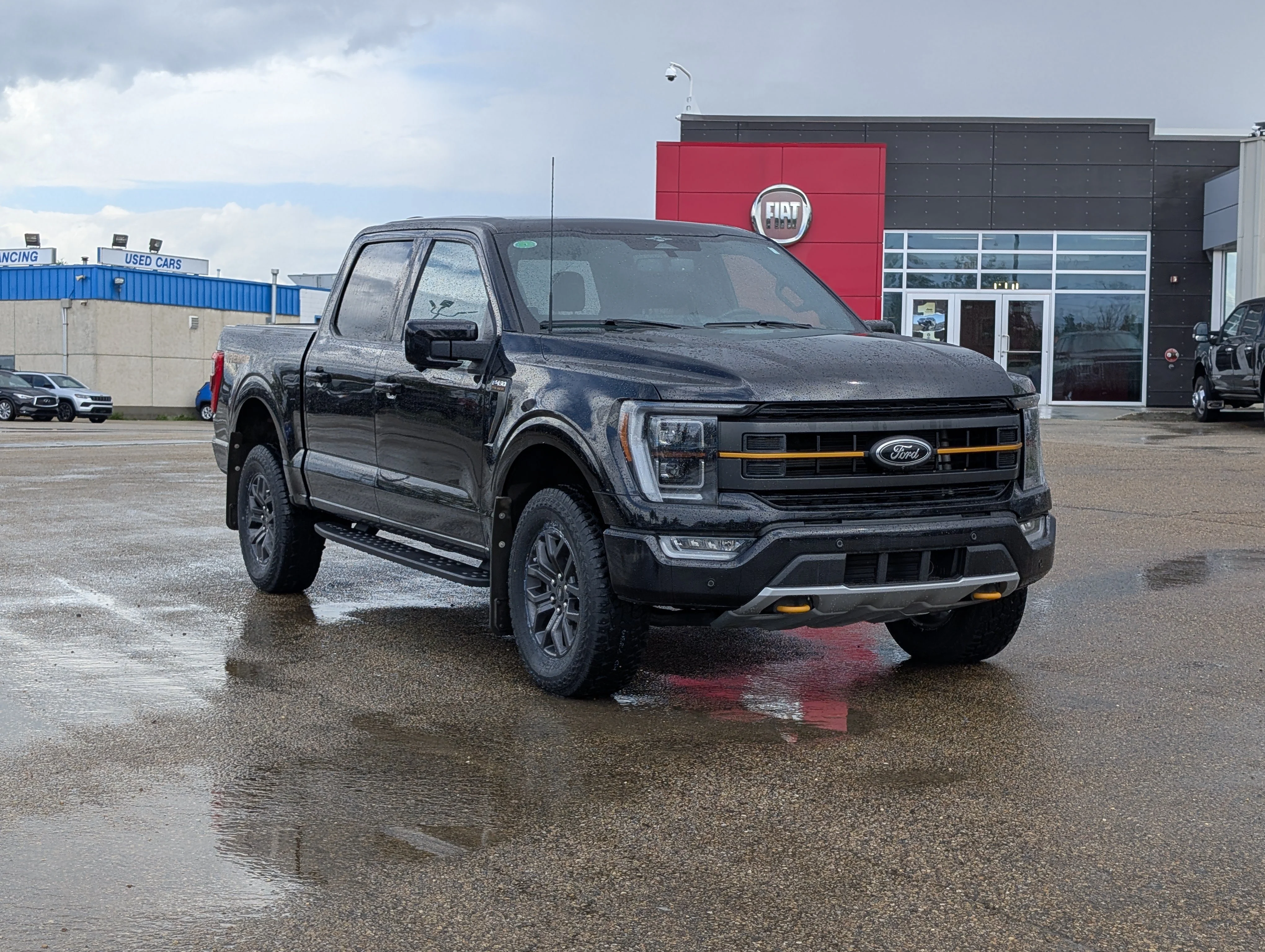 Used 2023 Agate Black Metallic Ford Tremor image 9