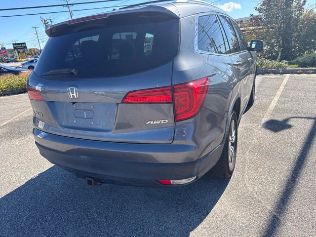 Used 2016 Modern Steel Metallic Honda EX image 17
