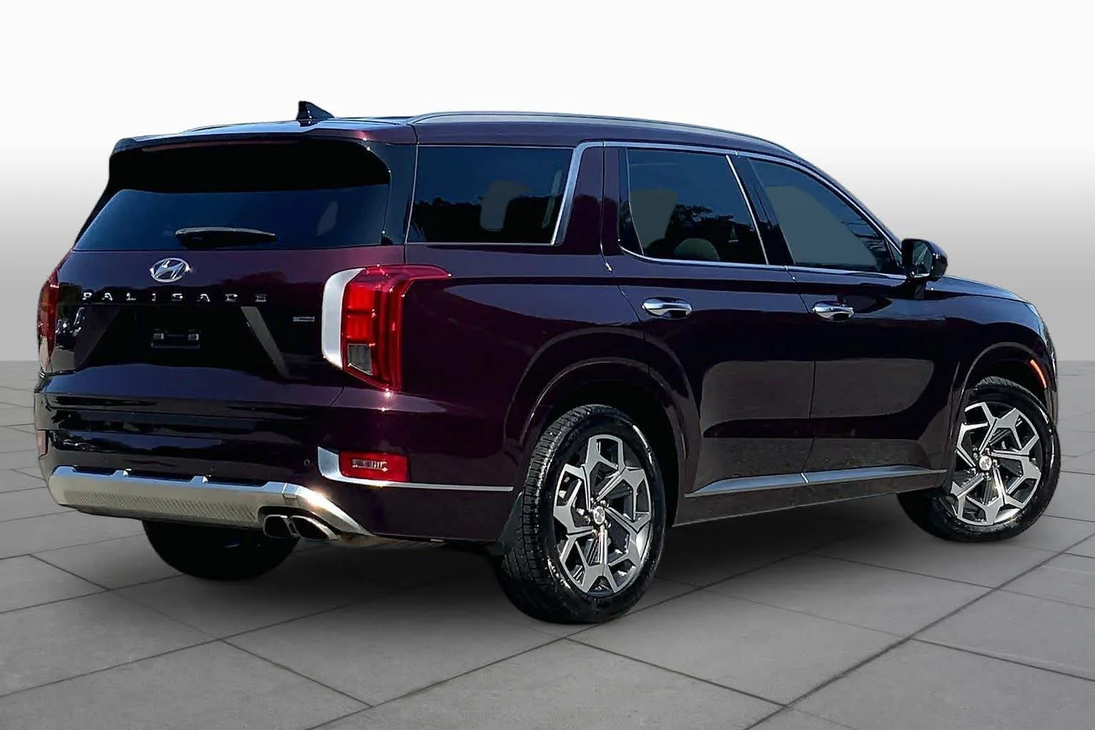 Used 2021 Sierra Burgundy Hyundai Calligraphy image 13