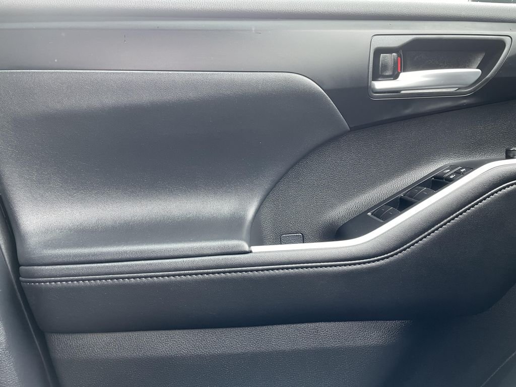 Used 2025 Silver Toyota XSE image 14