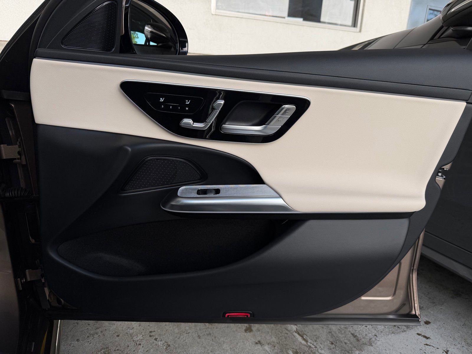 New 2026 Sonoran Brown Metallic Mercedes-Benz E 350 image 41