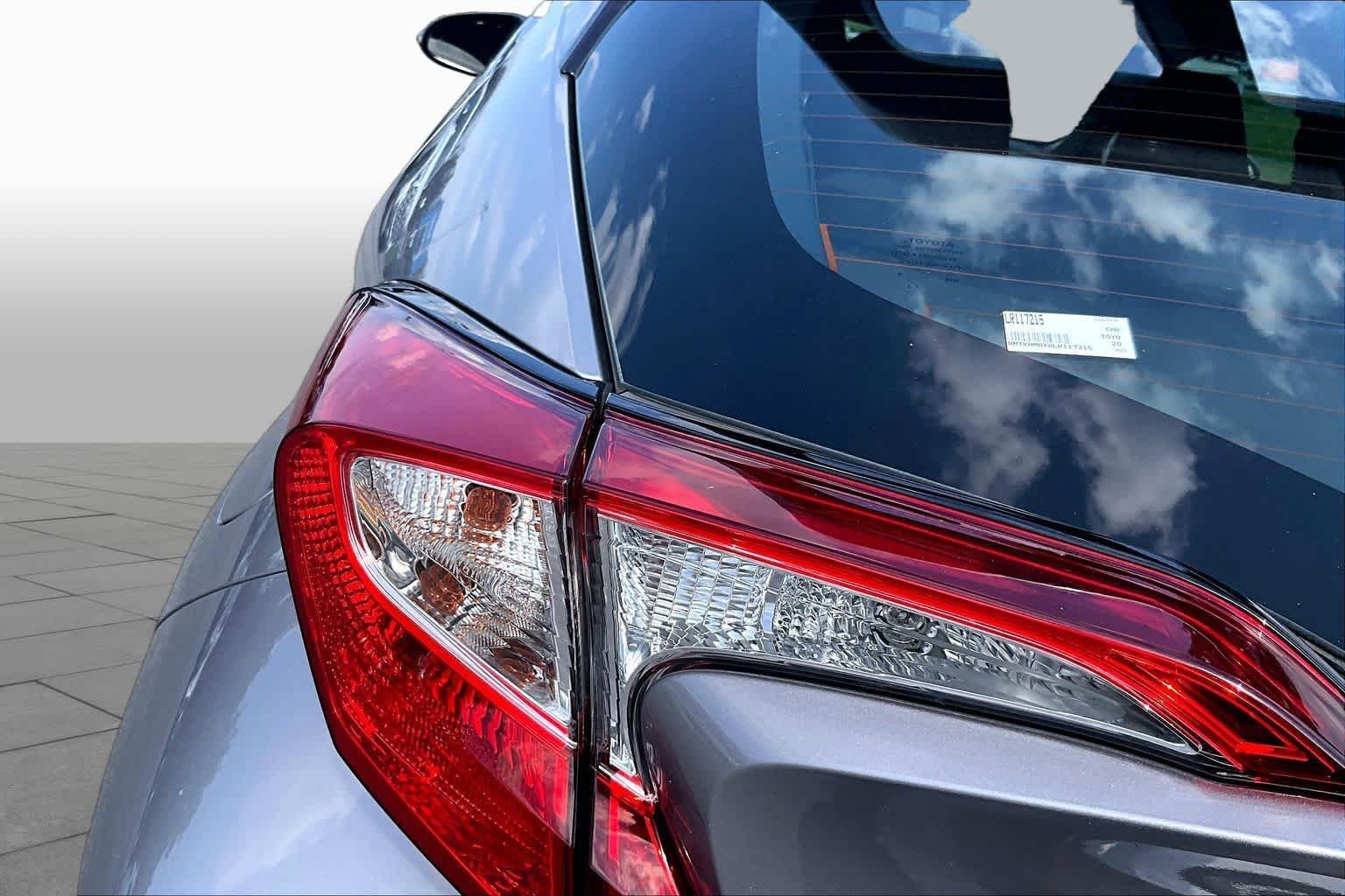 Used 2020 Silver Knockout Metallic Toyota XLE image 28