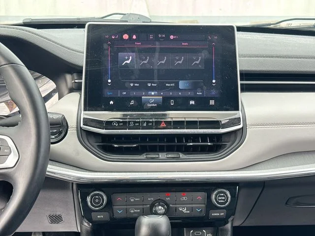 Certified Used 2022 Black Jeep Limited image 18