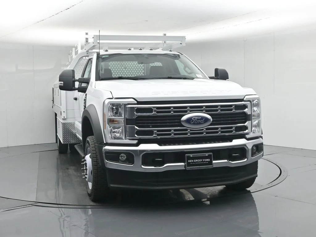 New 2025 Oxford White Ford XL image 30