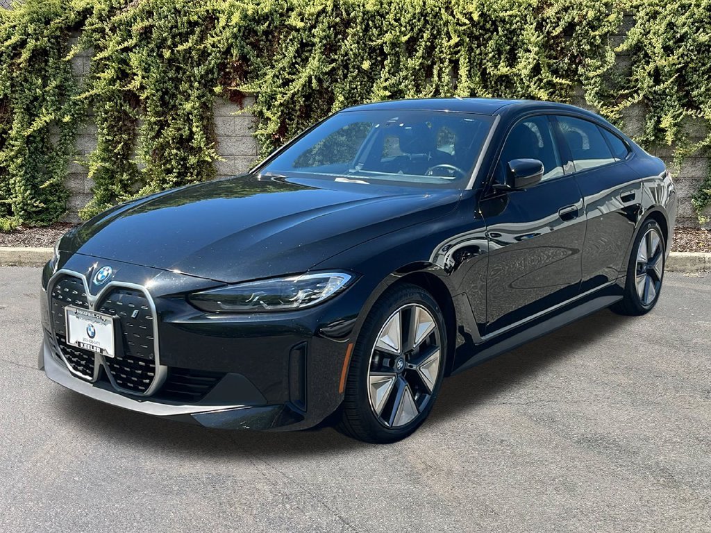 Used 2023 Jet Black BMW eDrive35 image 3