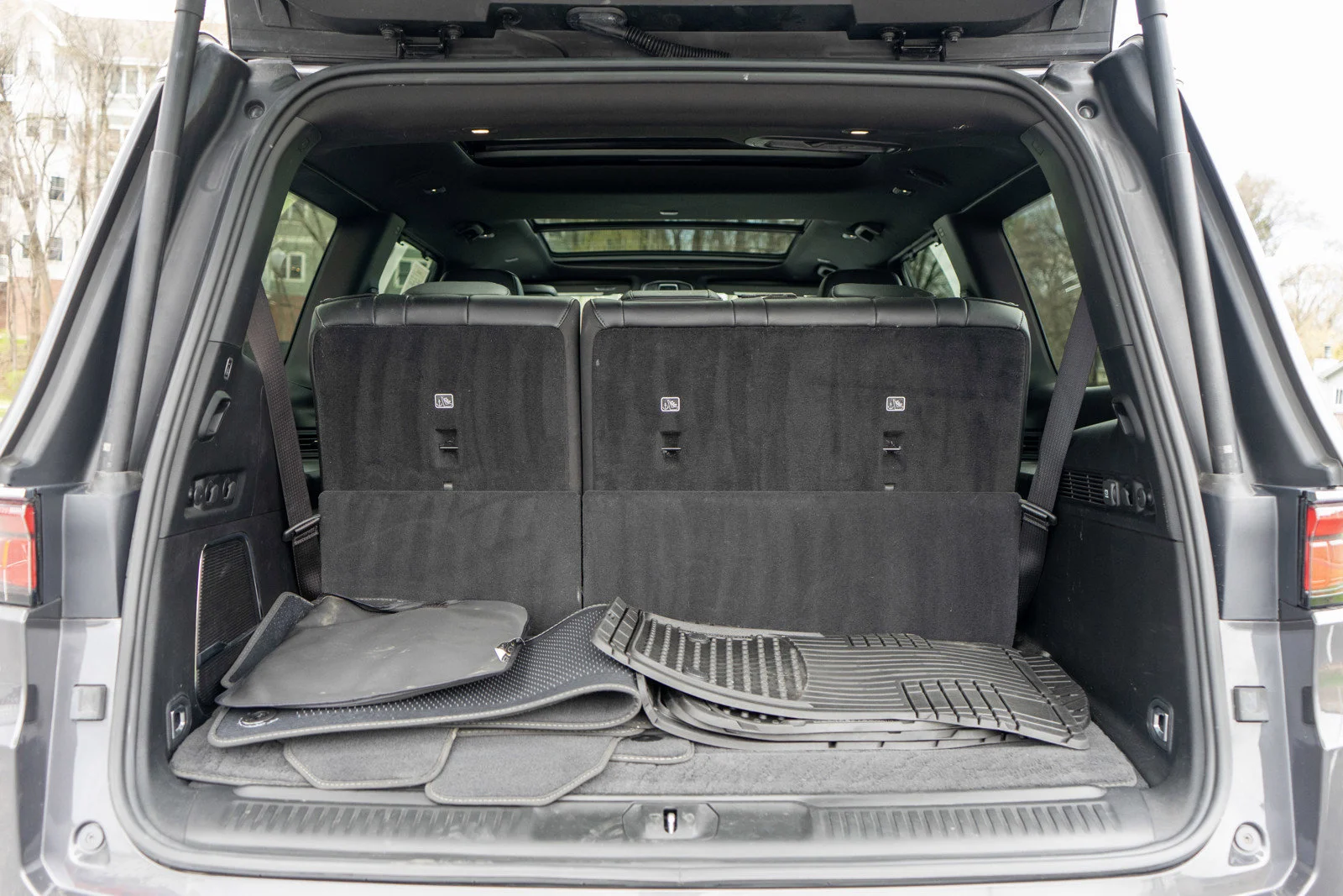 Used 2022 Baltic Gray Metallic Clearcoat Jeep Series I image 9