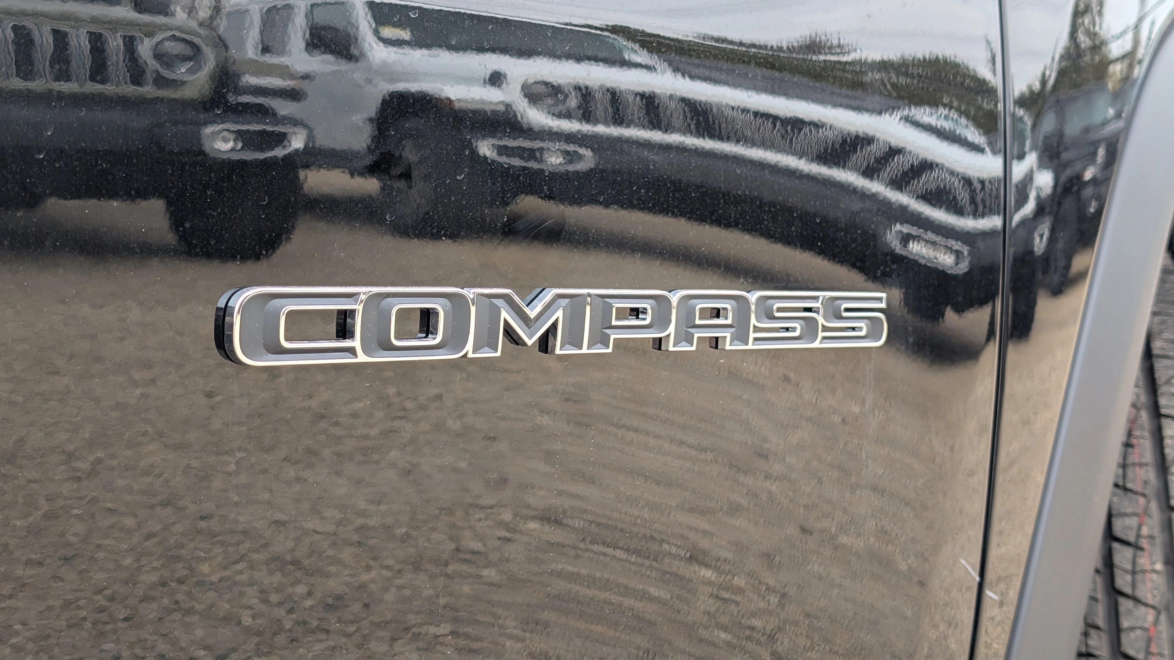 New 2026 Diamond Black Crystal Pearl Jeep Sport image 14
