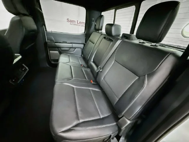 Used 2025 White Metallic Ford Lariat image 26