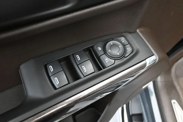 Used 2020 Gray Chevrolet LTZ image 23