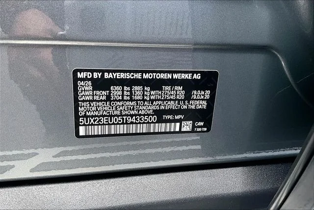 New 2026 Skyscraper Grey Metallic BMW xDrive40i image 13