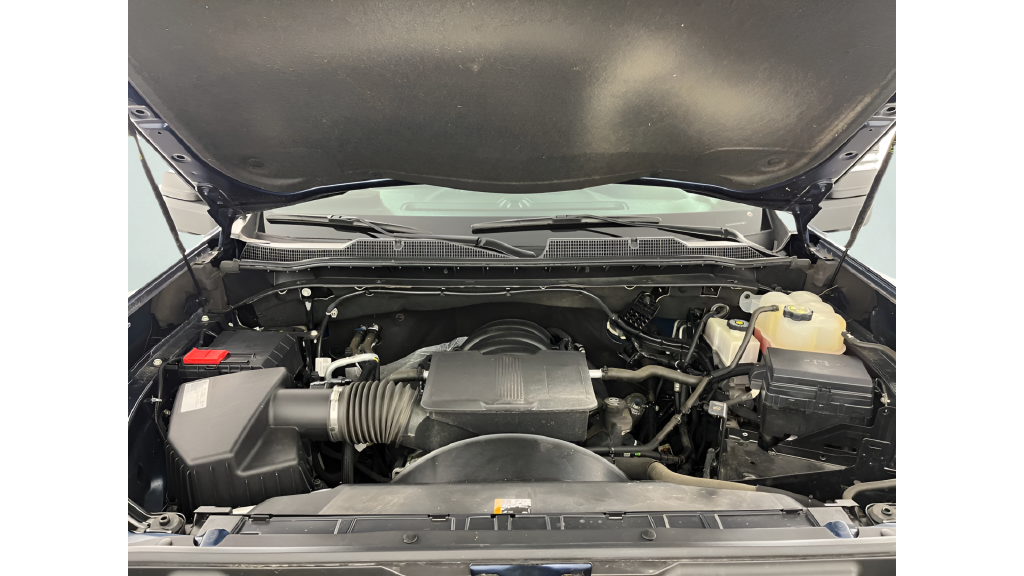Used 2021 Blue Chevrolet Custom image 19