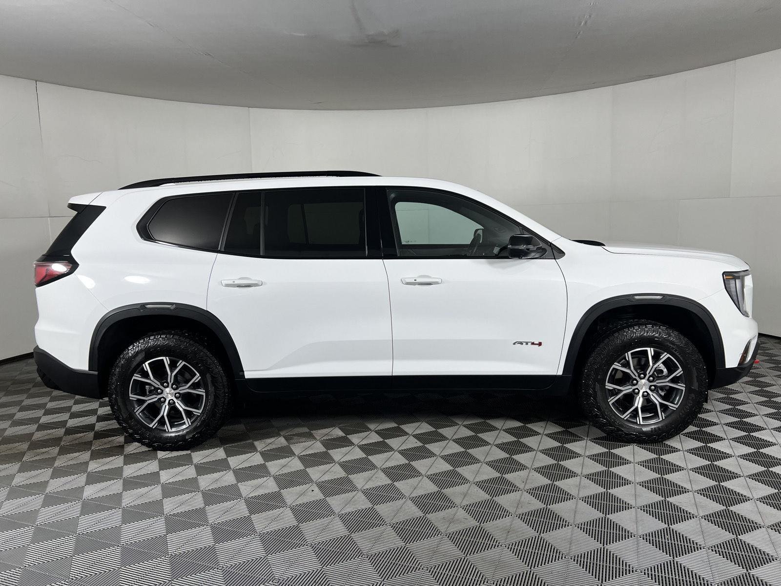 Used 2025 Summit White GMC AWD AT4 image 11