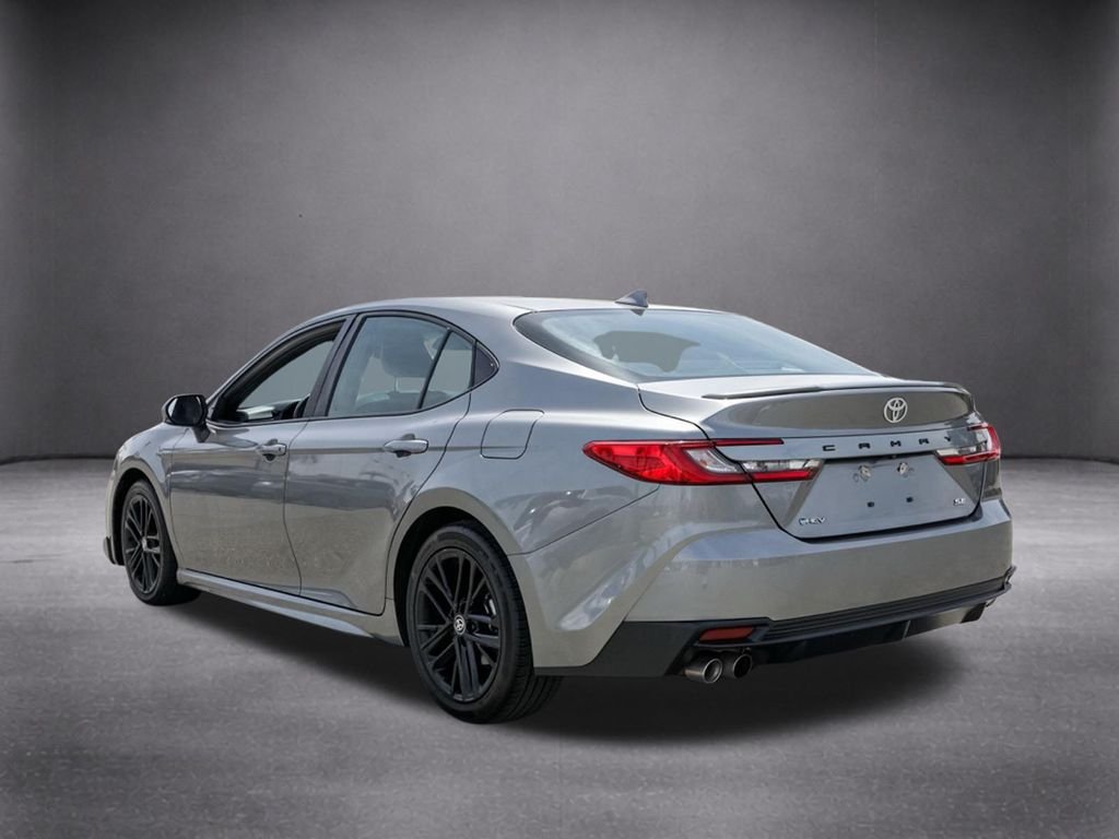 Used 2025  Toyota SE image 6