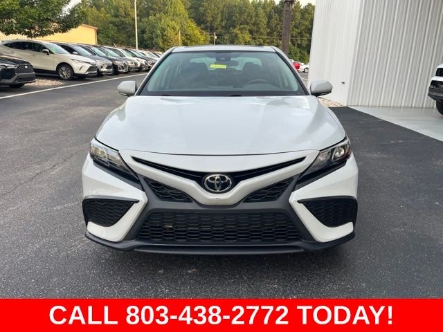 Used 2022 White Toyota SE image 36