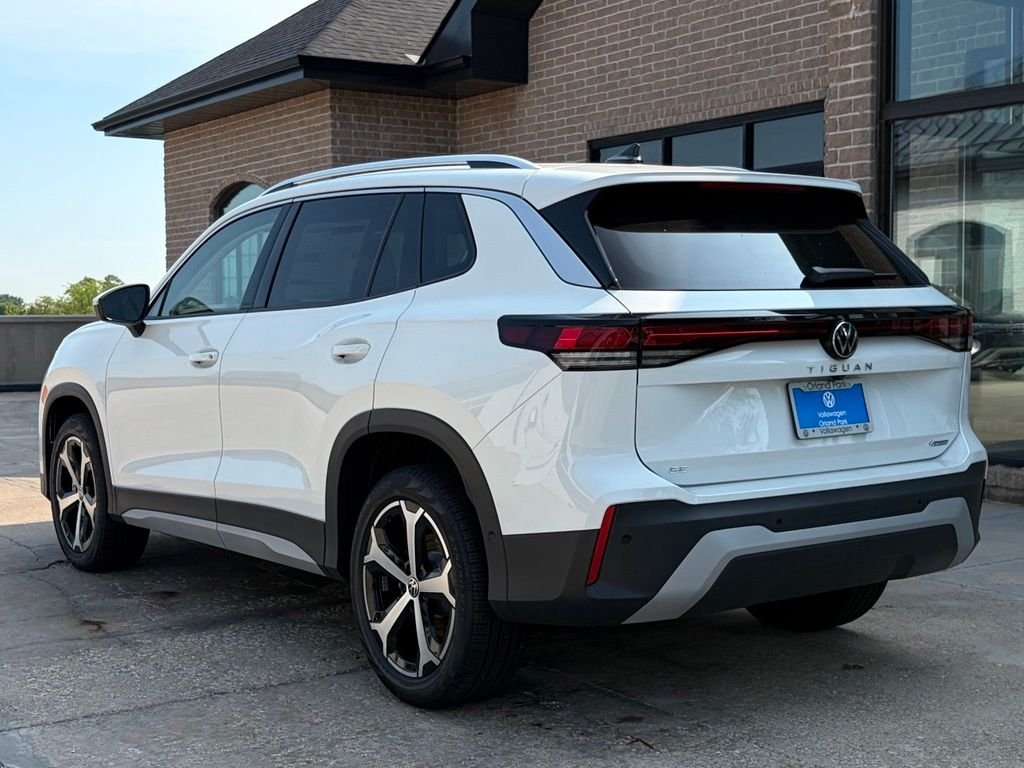 New 2026 Pure White Volkswagen 2.0T SE image 3