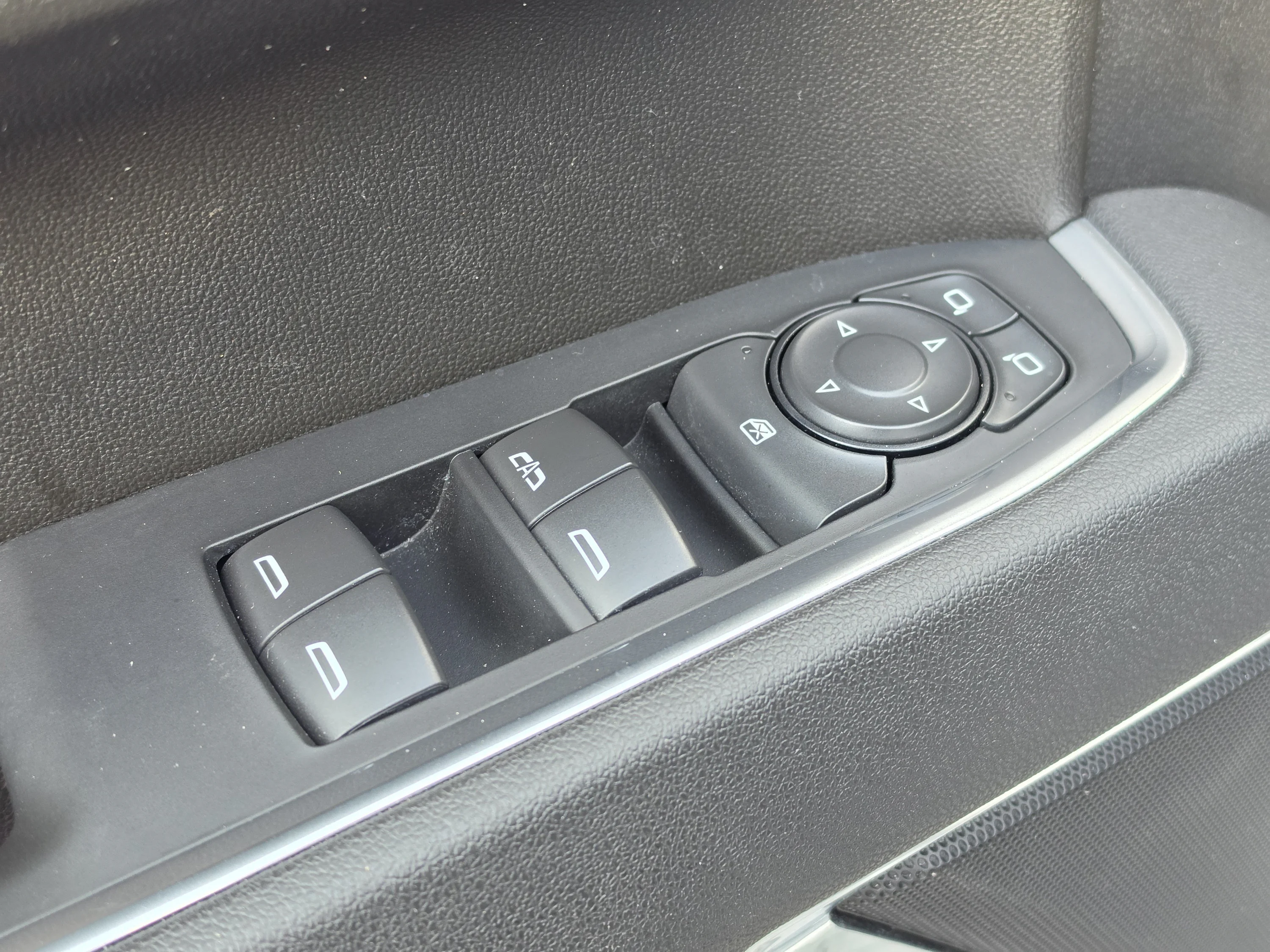 Used 2026 Sterling Gray Metallic Chevrolet RST image 23