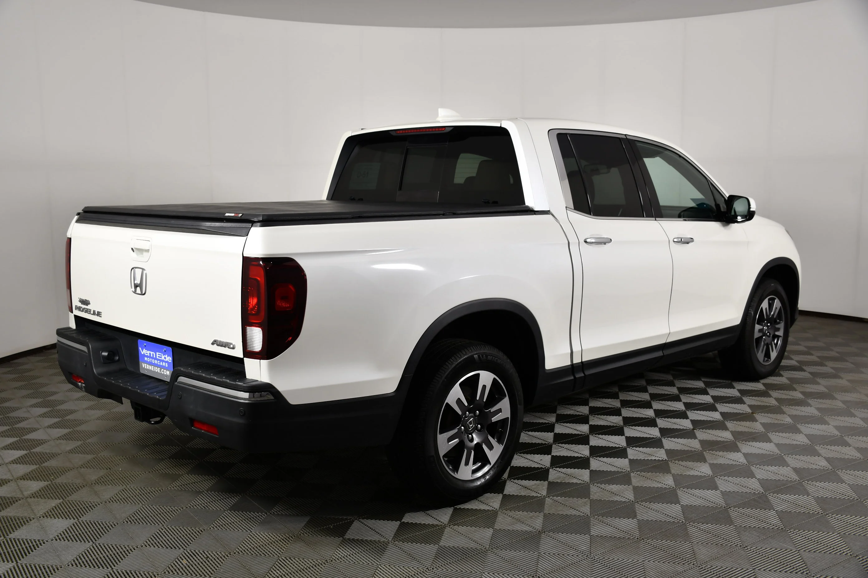 Used 2019 White Diamond Pearl Honda RTL-E image 6