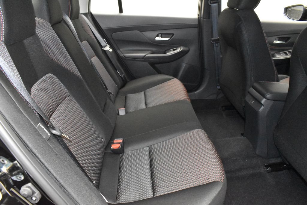 2026 Nissan Sentra SR - Photo 29