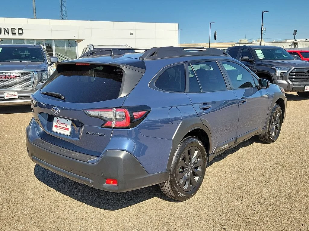 Used 2024  Subaru Onyx Edition image 11