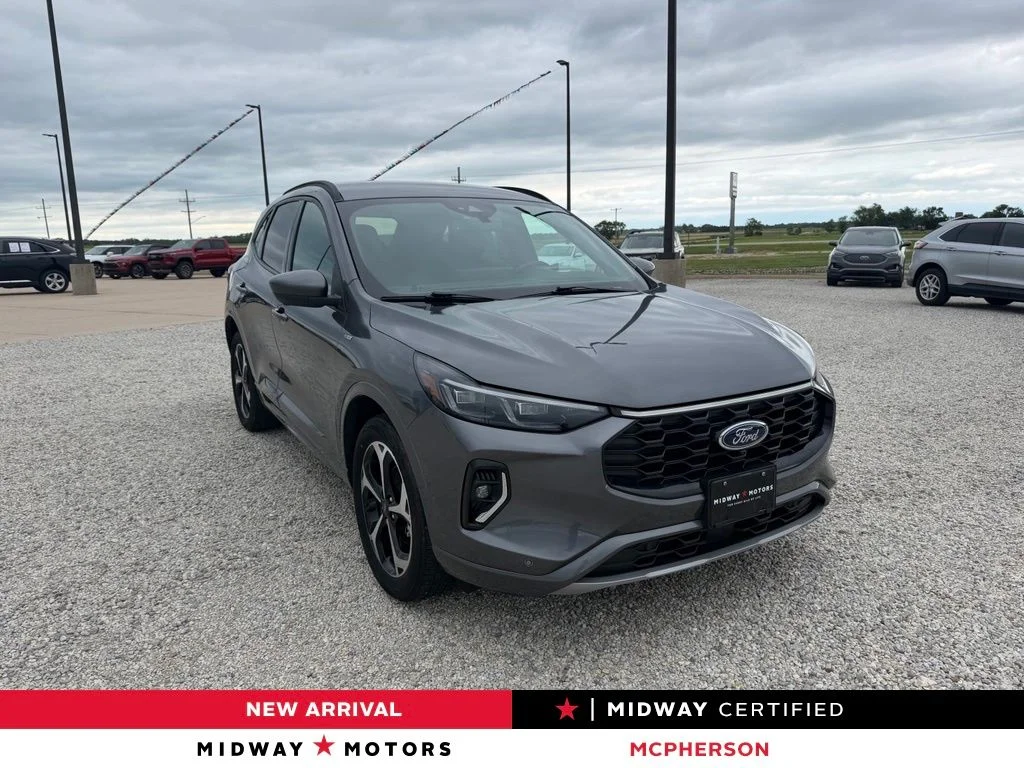 Used 2023 Gray Ford ST-Line Elite image 1