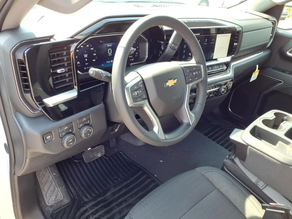 New 2026 Summit White Chevrolet LT image 8