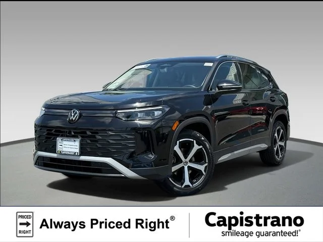 2025 Volkswagen Tiguan 2.0T SE's photo