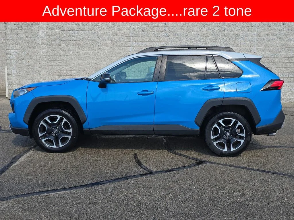 Used 2019 Blue Toyota Adventure image 10