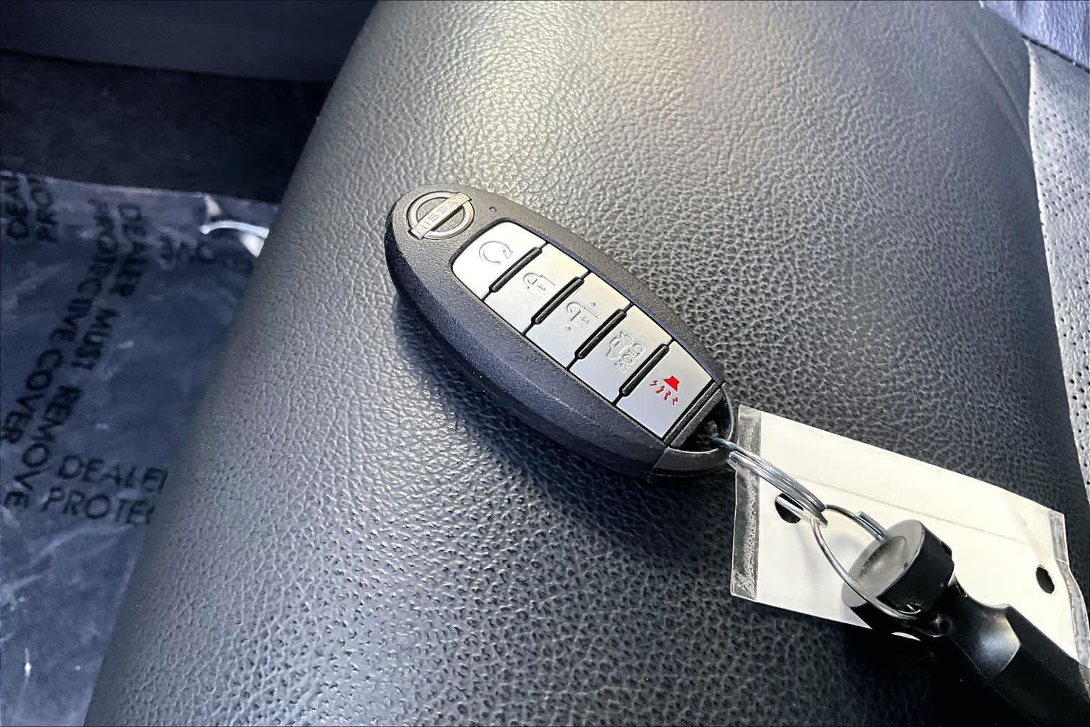 Used 2023 Gun Metallic Nissan 2.5 SL image 15