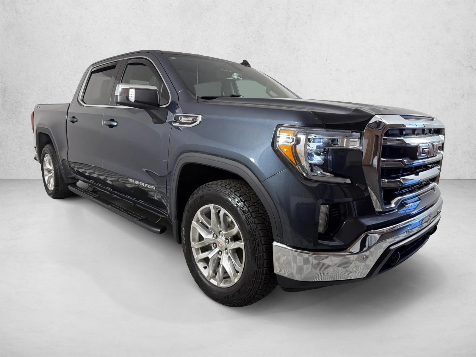 Used 2021 Dark Sky Metallic GMC SLE image 1