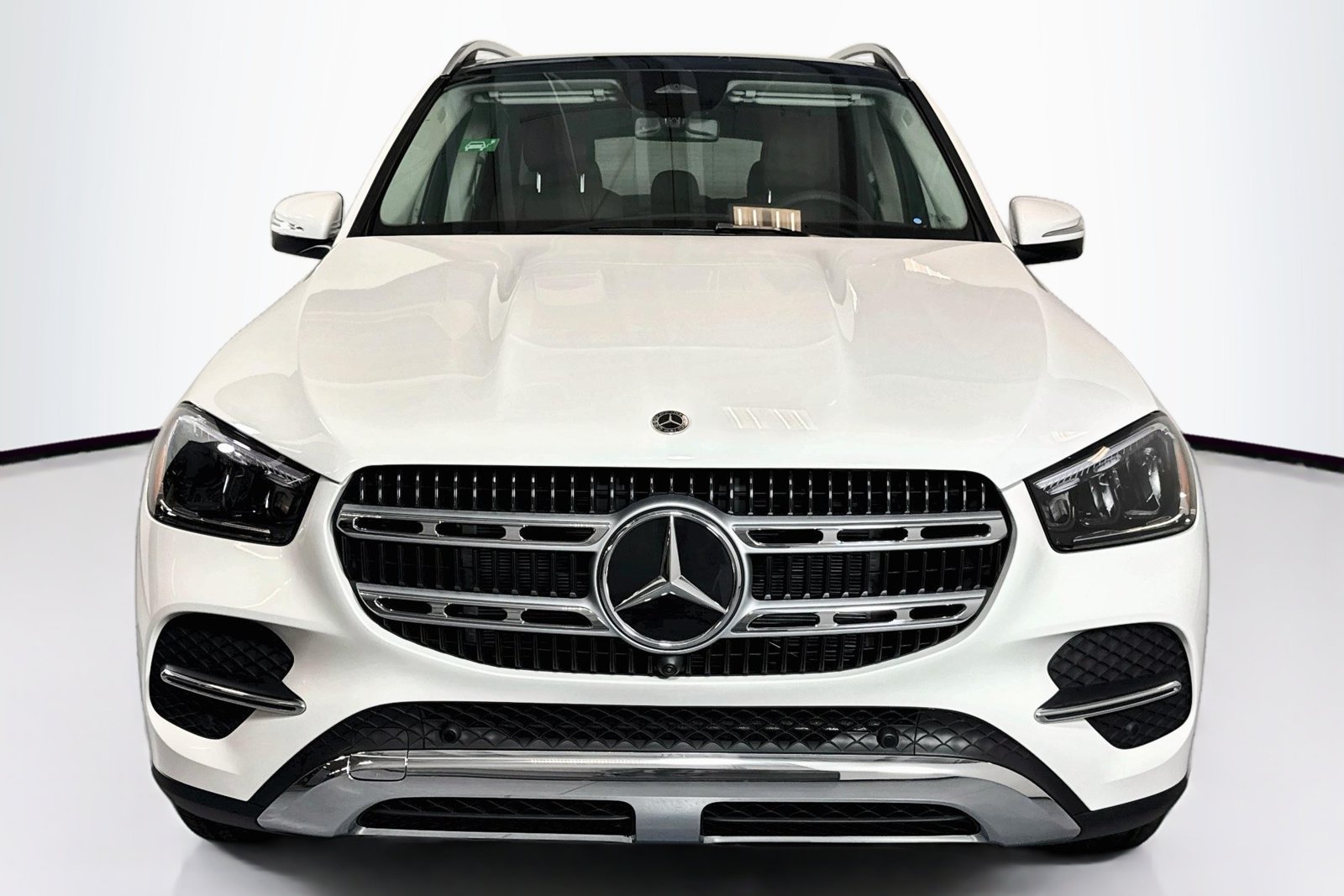 New 2026 Polar White Mercedes-Benz GLE 450e image 2
