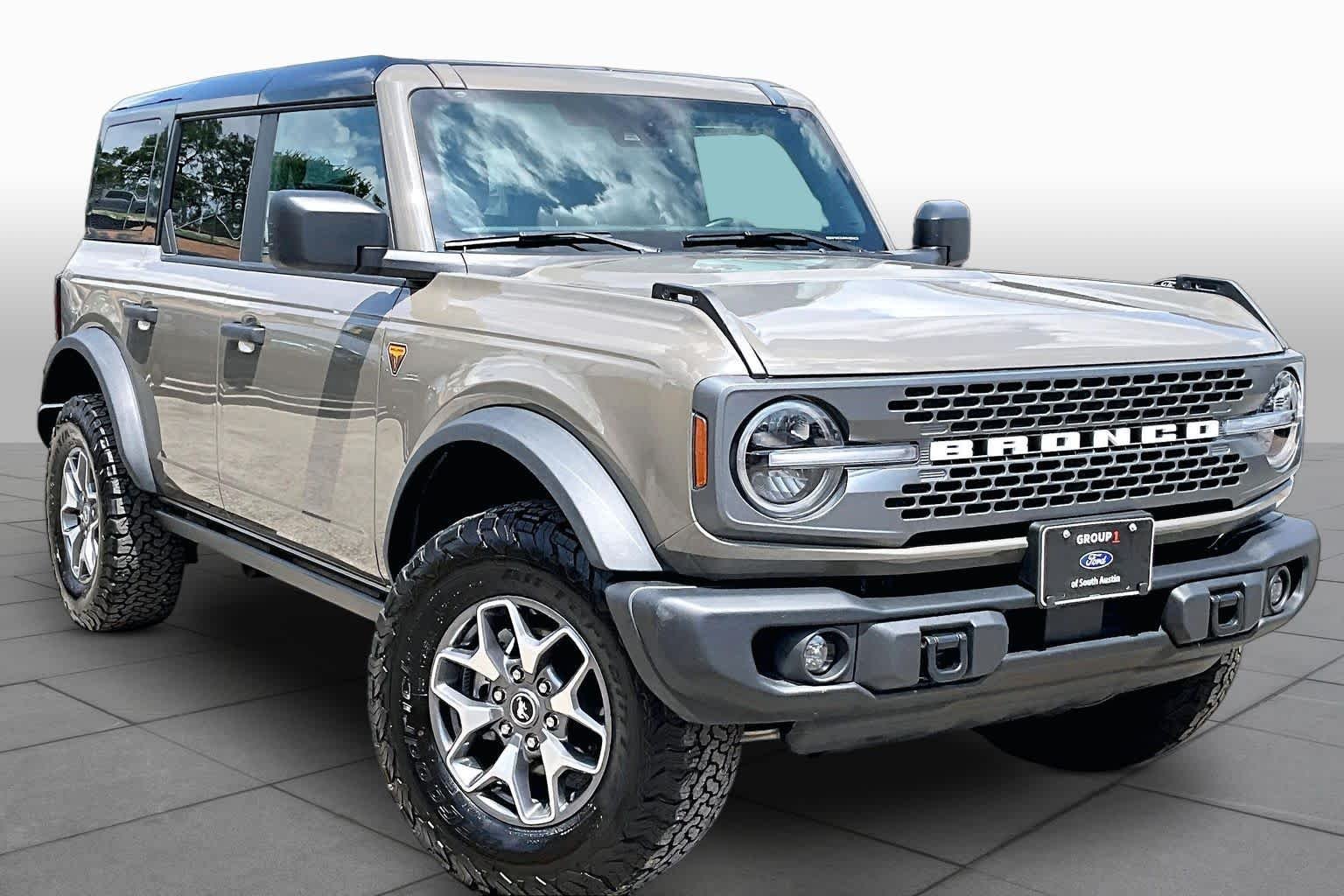 Certified Used 2025 Gray Ford Badlands image 3