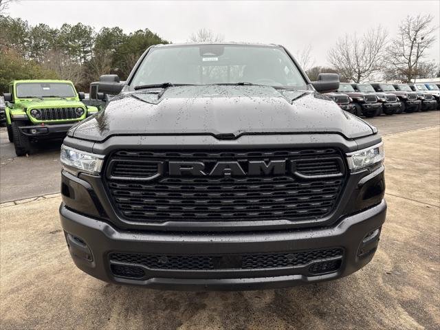 New 2026 Diamond Black Crystal Pearl-Coat Exterior Paint RAM TRADESMAN image 2