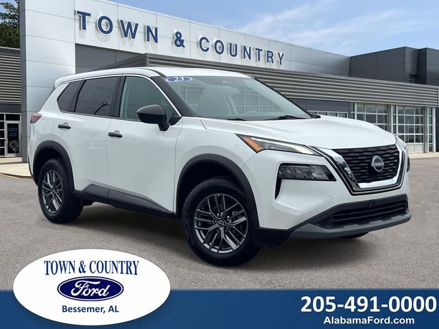 Used 2023 White Nissan S image 1