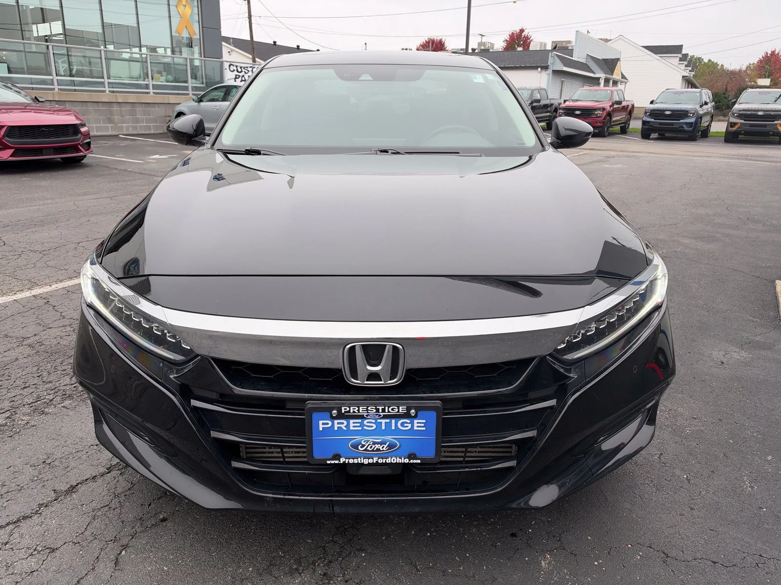 Used 2020 Black Honda Touring 2.0T image 9