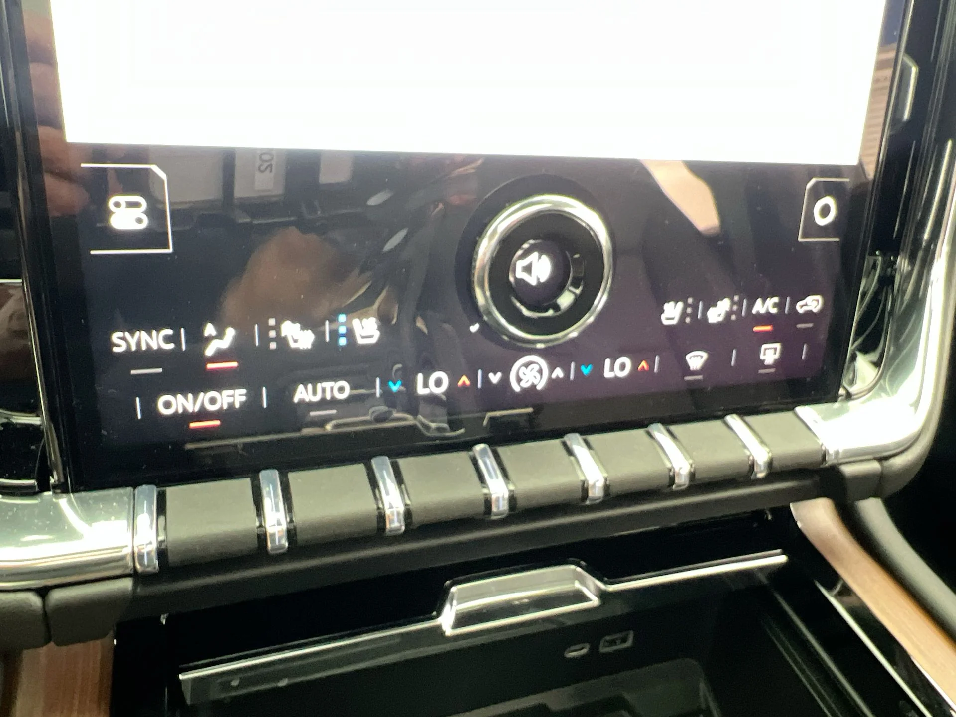 2026 GMC Yukon XL Denali - Photo 73