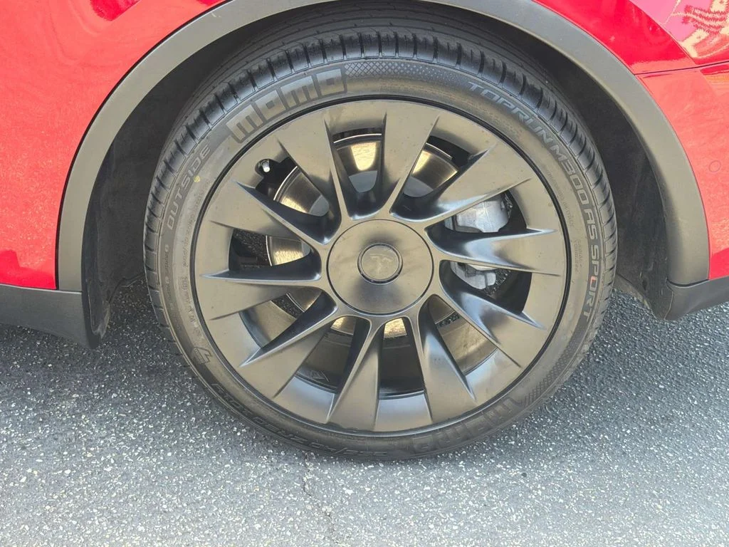 Used 2021 Red Multi-Coat Tesla Standard Range image 8