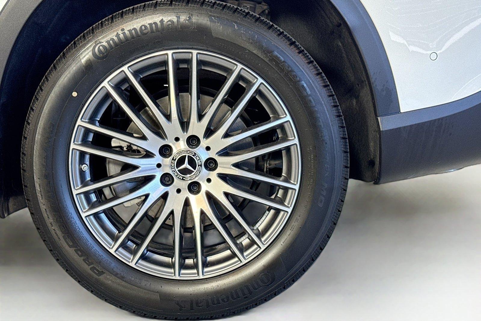 New 2026 Polar White Mercedes-Benz GLC 300 image 28