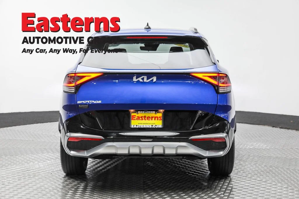 Used 2023 Blue Kia SX image 6