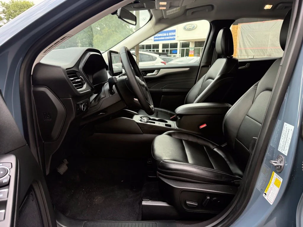 Certified Used 2023 Vapor Blue Ford Platinum image 20
