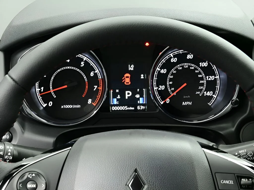 New 2026 White Diamond Mitsubishi Trail Edition image 14