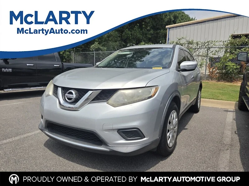 Used 2015 Brilliant Silver NISSAN S image 1