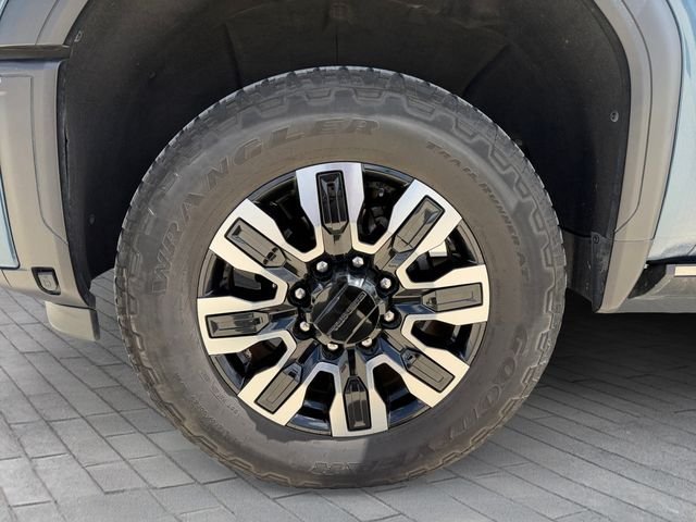 Used 2024 Blue GMC Denali Ultimate image 9