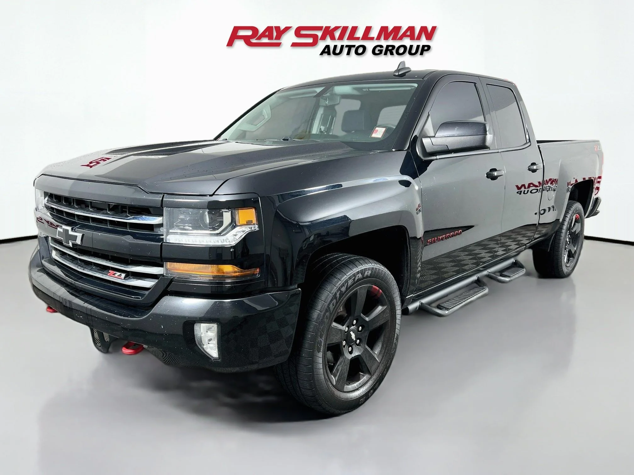 Used 2018 Black Chevrolet LT image 3