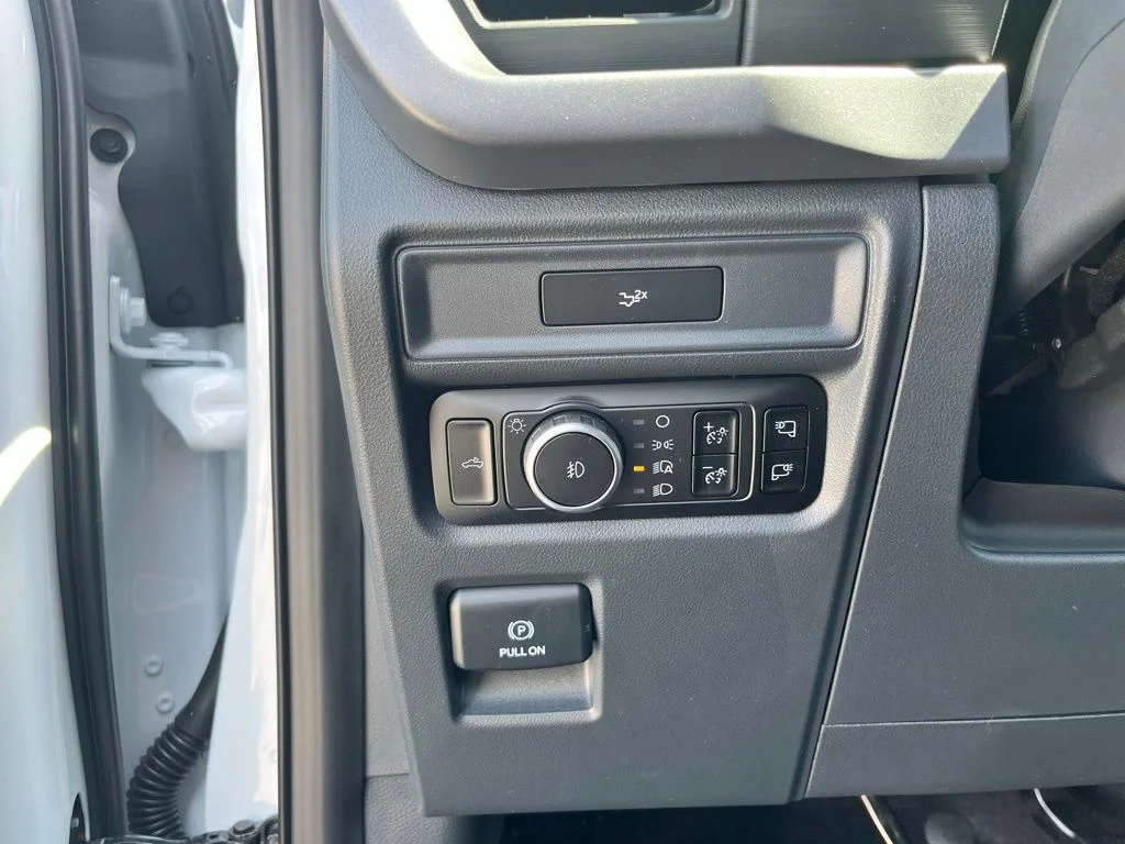 New 2026 White Ford XLT image 17