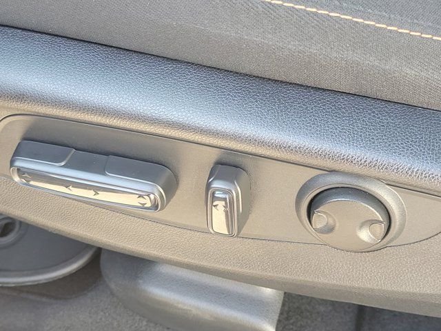 Certified Used 2026 Solar Silver Metallic Honda Sport image 24
