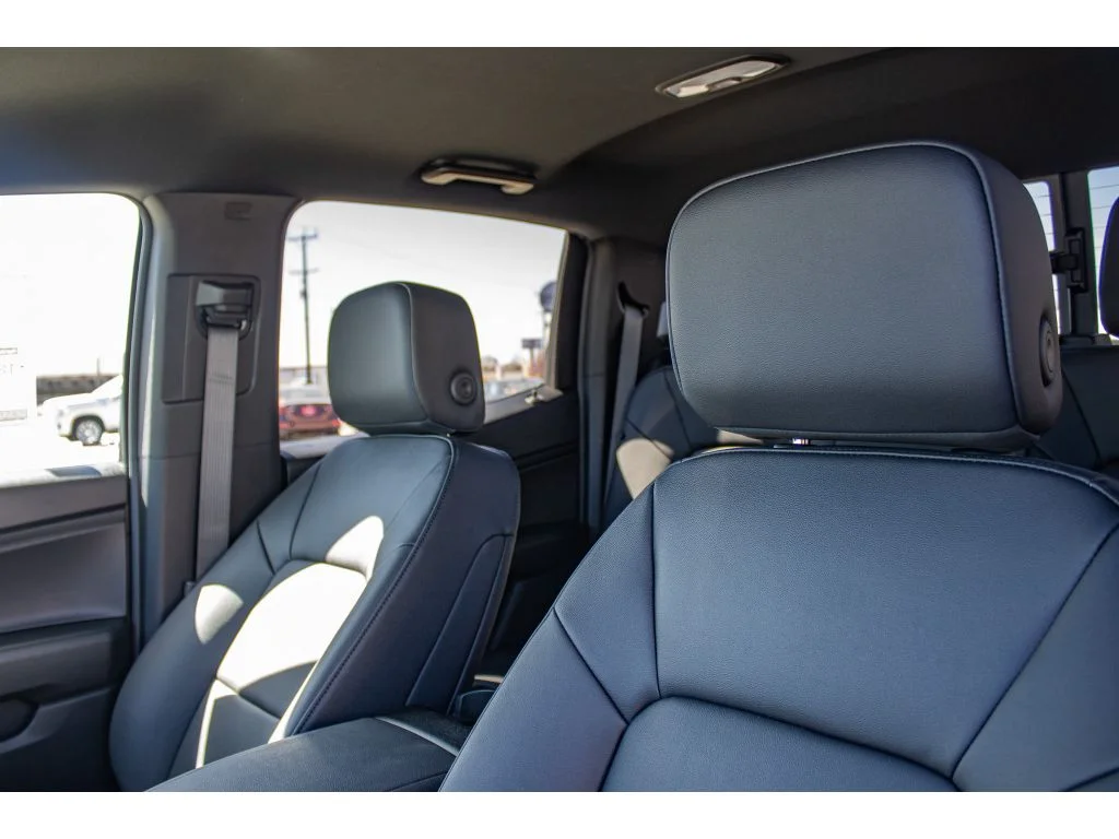 2026 Chevrolet Colorado Trail Boss - Photo 14