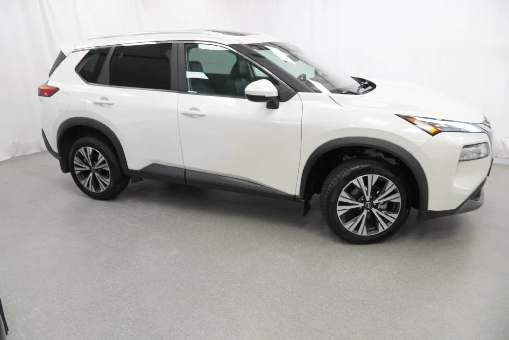 2023 Nissan Rogue SV - Photo 7