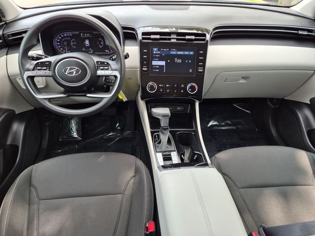 2022 Hyundai Tucson SE - Photo 20